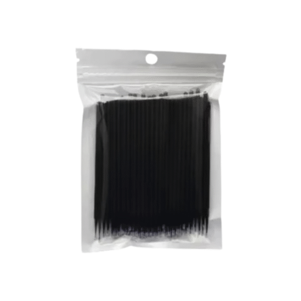 The perfect size for applying whitening gel and cleaning up gingival barrier. Choose your perfect colour to match your aesthetics!